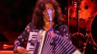 Sheryl Crow  quotStrong Enoughquot with accordion  1997 Lilith Fair [upl. by Janiuszck]