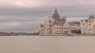 La Hongrie se prépare à ce qui pourrait être les pires inondations de la décennie [upl. by Eddra193]