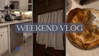 washing the dog hemming curtains chicken pot pie recipe cleaning the house  weekend vlog [upl. by Kinnie]