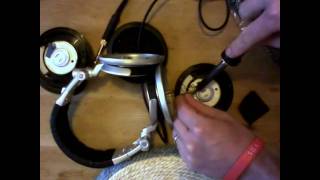 Dismantling The Sony MDRV700DJ DJ Headphones by CustomCanscouk [upl. by Molini]