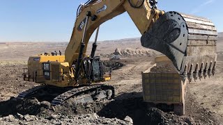 Caterpillar 6015B Excavator Loading Trucks With Two Passes  Sotiriadis Mining Works [upl. by Victorie]