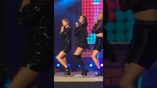 Mina Vertical fancam  TWICE in Chile 2018 [upl. by Mingche]