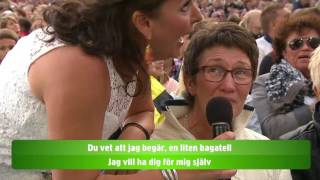 Lotta Engberg amp Robin Bengtsson  Eiffeltornet  Lotta på Liseberg TV4 [upl. by Anegal995]