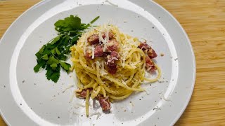 Einfaches und schnelles Spaghetti Carbonara Rezept‼️ [upl. by Emyam]