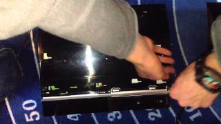 Changer le lecteur Bluray dune PS3 Fat  Réparer sa Playstation [upl. by Cinemod970]