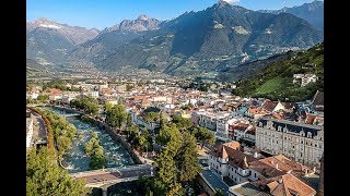 MERANO Bolzano  TOUR DELLA CITTA con Mercatini di Natale  MERAN  MARAN [upl. by Occer62]