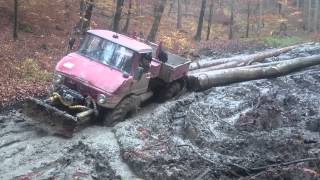 Mercedes unimog Lubo 4 waldarbeiter wald extrem [upl. by Ylrevaw407]