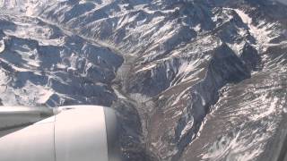 Cruzando la Cordillera de Los Andes en avión desde Chile hacia Argentina por Aldo Vizueta Romanini [upl. by Crowell183]