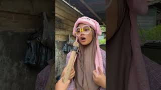 Emang bau tai sih komedi lucu comedy funny ngakak zahra [upl. by Ferretti]