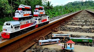 Drama Merakit Kereta Api CC206CC201 Vintage Anjlok Tabrakan Di Jembatan Diorama Air Terjun [upl. by Healy902]