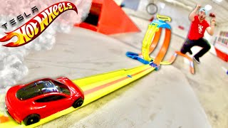 Smallest RC Tesla VS EPIC HOT WHEELS TRACK [upl. by Pump]