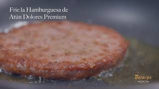 Hamburguesa de atún con ensalada de espárragos y nuez [upl. by Legnaesoj]