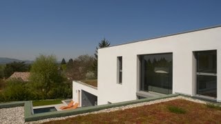 La maison moderne par Atelier MCA constructeur de maisons à Lyon [upl. by Lasko]