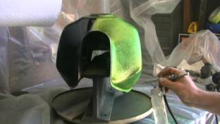 Airbrushing Trippin metal flake on a XL250R [upl. by Marie-Ann638]