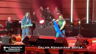 Dalam Kehadiran Sofea  Wings  Live  Fabulous Friday  Philharmonic KLCC  2022 [upl. by Gninnahc616]