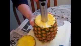 How to use OXO Pineapple Slicercutter [upl. by Styles169]