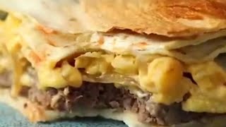 How to make Cheeseburger amp Fries Sheetpan Crunchwrap 👌🏻 [upl. by Ssecnirp657]