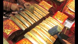 MBOK YO MESEM  Javanese Gamelan Music Jawa  Wayang Kulit Purwa  Balai Budaya Minomartani HD [upl. by Ainollopa]