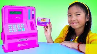 Wendy Juega con Cajero Automático de Juguete Niños Aprenden Ahorrar Dinero ATM Toy [upl. by Boor]