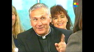 DiFilm  Curas sanadores  Sin vueltas con Lia Salgado 1995 [upl. by Novanod555]