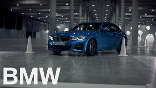 The allnew BMW 3 Series ConnectedDrive and Driving Assistant G20 2018 [upl. by Ellah]