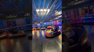 Place Biermans  Fun time in bumping car  Quebec carnival vacation famille arcade [upl. by Rotsen839]