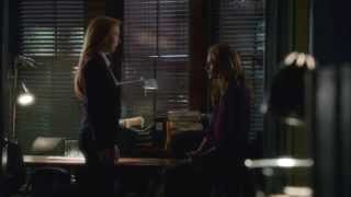 CASTLE amp BECKETT  6X07 Alexis abbraccia Kate [upl. by Rhodes724]