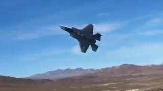 ZIEN Onze F35straaljagers stunten in Death Valley [upl. by Molahs]