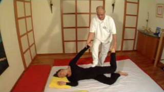 Wellnessresidenz Schalber Serfaus  Kurzvideo  ThaiMassage [upl. by Lennard870]