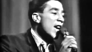 Smokey Robinson Ooh Baby Baby Live [upl. by Georgena]