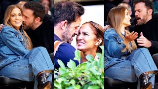 Ben Affleck and Jennifer Lopez Having a ‘Hard Time With Their Split’ [upl. by Tiossem]