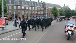 31052012 Overdracht commando Koninklijke Marechaussee  Binnenhof Den Haag [upl. by Enyamert]