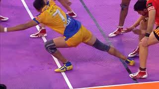 Tamil Thalaivas  Kabaddi  Ajay Thakur Super 10 vs Gujarat [upl. by Seebeck]