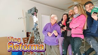 REFORMA PISO 🏠 Un día con nosotros DETRÁS de CÁMARAS 😃 Vlog reformas [upl. by Anzovin]