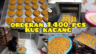 kerjakan 1400 pcs kue kacang tanpa asisten [upl. by Nagirrek]