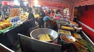 Seafood  Sri Lanka Food  Cheap Bites  Food Sri Lanka  Sri Lanka Street Food  Night Life  4K [upl. by Duester]