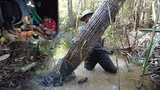 BERMALAM DI HUTAN RAWA DAN TERPERANGKAP NYA BANYAK IKAN SAAT MUSIM KEMARAU TIBA PANEN [upl. by Dominica810]