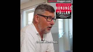 Recension Honungsfällan av Lars Berge och Axel Grodh Humlesjö [upl. by Ahtebat]