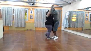 Katia bailando bachata con su profesor [upl. by Akeem]