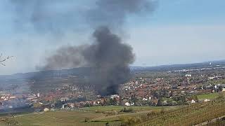 14042018  Güterzugbrand in PfaffstättenNÖ [upl. by Nibaj]