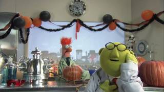 CarveOMatic 2Q975 Muppet Labs Experiment  Dr Bunsen Honeydew and Beaker  The Muppets [upl. by As]