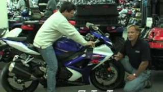 Suzuki 2007 GSXR 1000 Stock Suspension Evaluation [upl. by Notaes]