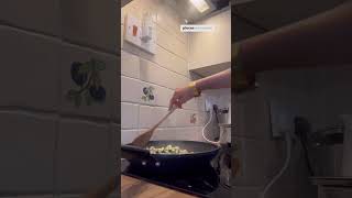 Courgette pasta 🍝 vegandiet food veganfriendly [upl. by Karmen]