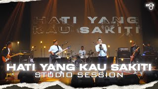 Hati Yang Kau Sakiti  UNGU  Waktu Yang Dinanti 30 [upl. by Llenol27]