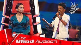 Pawan Anuhas  Andara Yaye අන්දර යායේ  Blind Auditions [upl. by Tnecnev]