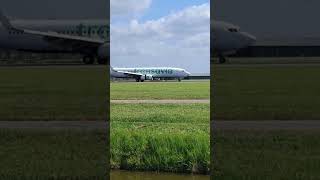 Transavia B737 komt aan op AMS Airport [upl. by Chaworth]