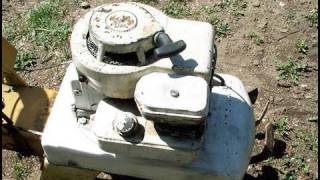 HOW TO ADJUST The Points on 35 HP BRIGGS amp STRATTON Engine [upl. by Idissac90]