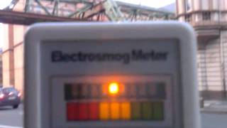 Mobilfunk ESmog Messung WUPPERTAL Elektrosmog Meßgerät ED7 EMF Meter PT2 [upl. by Leirvag546]