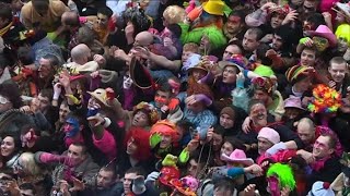 Dunkerque la fièvre du carnaval • FRANCE 24 [upl. by Piane961]