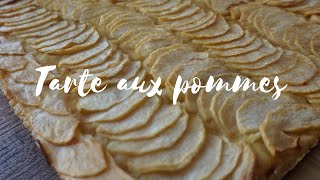 Tarte fine aux pommes  légère et fondante [upl. by Eicyal]